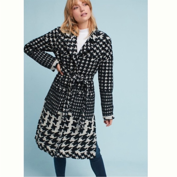 SOLD——Anthropologie Black and White Houndstooth Women’s Sweater Coat - Picture 2 of 12